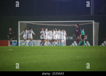 Hortaleza, Spain, 08th January, 2025: Real Madrid CF players celebrate the second goal during the 8th Round of the 2024-25 Liga F between Real Madrid CF and Levante UD on 08 January 2025 at Estadio Alfredo Di Stéfano in Hortaleza, Spain. Credit: Alberto Brevers / Alamy Live News. Stock Photo