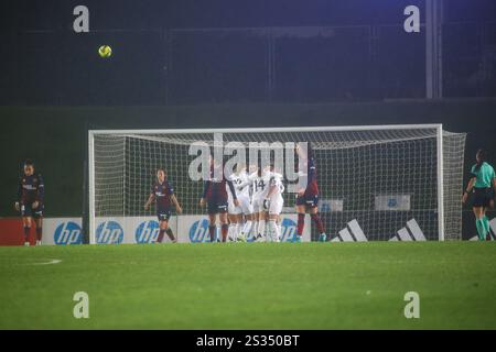 Hortaleza, Spain, 08th January, 2025: Real Madrid CF players celebrate the second goal during the 8th Round of the 2024-25 Liga F between Real Madrid CF and Levante UD on 08 January 2025 at Estadio Alfredo Di Stéfano in Hortaleza, Spain. Credit: Alberto Brevers / Alamy Live News. Stock Photo