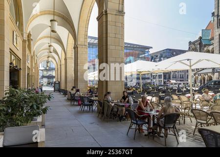 Street cafe in the Red Tower Gallery with seating on the market square in front of the New Town Hall, Chemnitz, Saxony, Germany, Europe Stock Photo