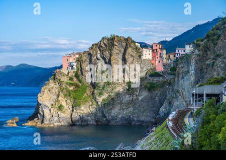 Manarola train station and end of the Riomaggiore to Manarola coastal walk in Cinque Terre National Park in the Liguria Region of northwest Italy Stock Photo