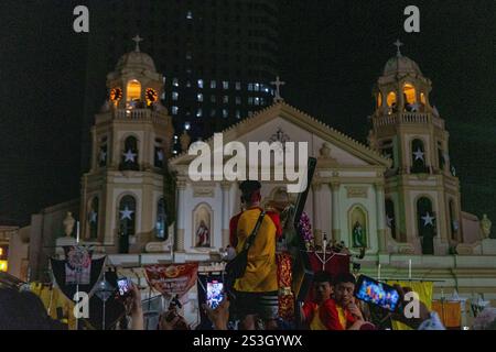 Quezon City, Quezon, Philippines. 10th Jan, 2025. The Black Nazarene arrives at Quiapo Church after 20 hours (Credit Image: © Kenosis Yap/ZUMA Press Wire) EDITORIAL USAGE ONLY! Not for Commercial USAGE! Stock Photo