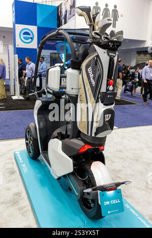 Project Urban 2/3 3W CELL tricycle, electric scooter, escooter, helmet