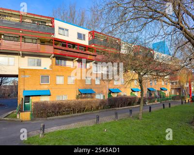 Byker Wall 1970s  housing development Newcastle upon Tyne Tyne & Wear UK by Ralph Erskine Stock Photo