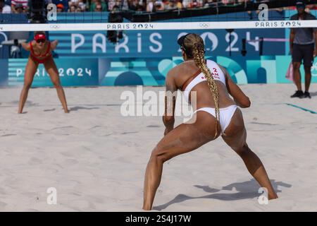 August 07, 2024: Brandie Wilkerson of Canada gets ready for a serve during the Women's Beach Volleyball Quarterfinal match between Canada and Spain held at Eiffel Tower Stadium during the Paris 2024 Olympic Summer Games in Paris, France. Daniel Lea/CSM. Stock Photo