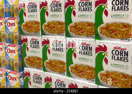 Victorville, CA, USA - January 3, 2025: Large size boxes of Kellogg’s Corn Flakes breakfast cereal in a supermarket. Stock Photo