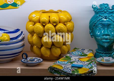 Ceramic souvenirs with a lemon motif in a tourist shop in Anacapri on the island of Capri, Italy. Stock Photo