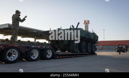 U.S. Marine Corps Sgt. Adam Balke, left, and Sgt. Devon Crawford, both Amphibious Combat Vehicle technicians with 2d Assault Amphibian Battalion, 2d M Stock Photo