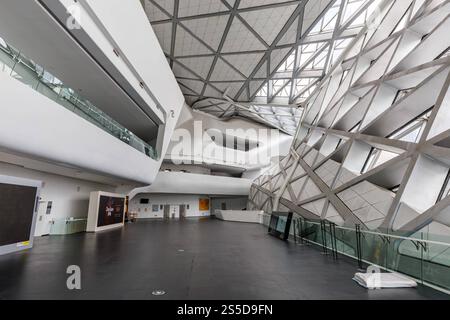 Opernhaus Guangzhou Opera Grand Theatre Oper Gebäude von Zaha Hadid ...