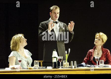 l-r: Claire Rushbrook (Helene), Jonny Lee Miller (Christian), Jane Asher (Else) in FESTEN at the Almeida Theatre, London N1  25/03/2004  adapted by David Eldridge from the film & play by Thomas Vinterberg, Mogens Rukov & Bo hr. Hansen  music: Orlando Gough  set design: Ian MacNeil  costumes: Joan Wadge  lighting: Jean Kalman  director: Rufus Norris Stock Photo