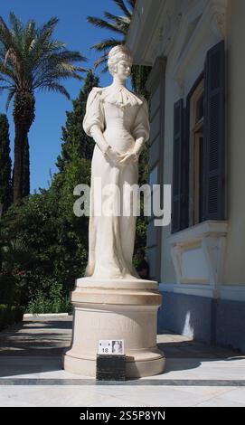 Statue of Empress Elisabeth of Austria, Sisi, in the garden of the Achilleion, a palace built for her as a summer palace, Gastouri, Corfu, Greece Stock Photo