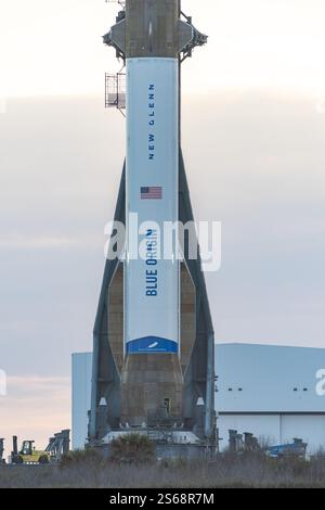 The Blue Origin New Glenn rocket launches on its maiden flight at 2:03 ...