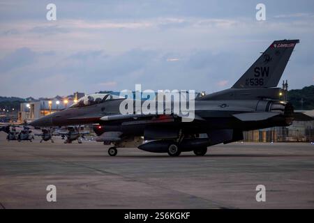 A U.S. Air Force F-16C Fighting Falcon assigned to the 77th Expeditionary Fighter Squadron, prepares for takeoff in support of an 18th Wing routine re Stock Photo