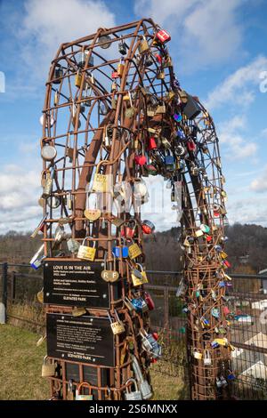 St. Thomas, Ontario, Canada - The St. Thomas Elevated Park, built on the old Michigan Central Railroad bridge 95 feet above Kettle Creek. Padlocks are Stock Photo