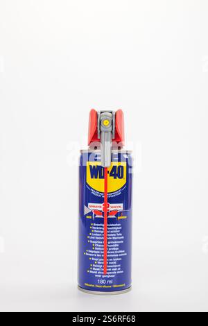 Smart Straw Rp7 WD-40 Smart Straw multifunctional spray, blurred, reverse with hazard ...
