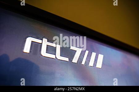 Haarlem, Netherlands - Aug 29, 2019: Close-up of the RTL 7 logo displayed on an ultra-high-definition TV screen, highlighting pixel density and digita Stock Photo