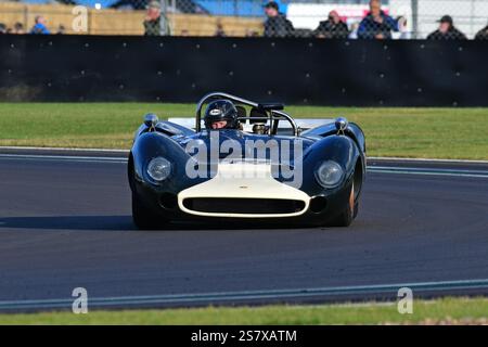 Steve Seaman, Andy Newall, Lola T70 Mk2 Spyder, Masters Sports Cars Legends, with a compulsory pit-stop and the option of a second driver, following a Stock Photo