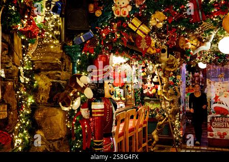 christmas decorations inside the hole in the wall pub dublin republic of ireland Stock Photo