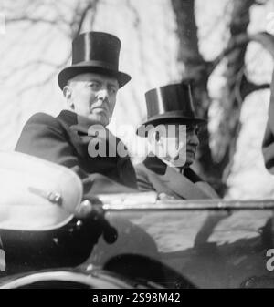 Harding & Wilson in carriage Stock Photo - Alamy