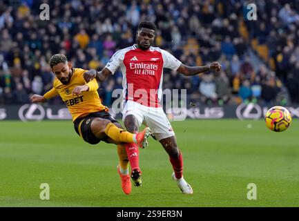 Spectacular Wolverhampton Wanderers 2-2 Arsenal: Premier League – As It Happened Landscape Digital Art Spectacular Wolverhampton Wanderers 2-2 Arsenal: Premier League – As It Happened Landscape Digital Art