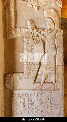 Egypt, Saqqara,  tomb of Meryneith, vestibule, the defunct leaves the tomb. Stock Photo