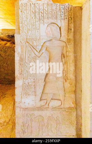 Egypt, Saqqara,  tomb of Meryneith, vestibule, the defunct enters the tomb. Stock Photo