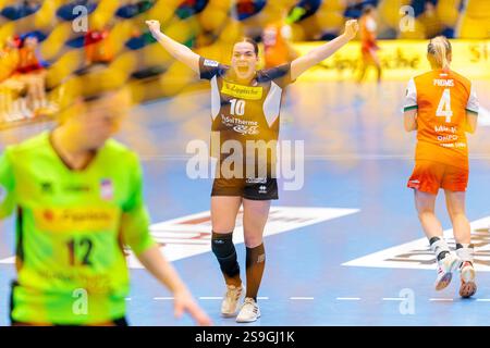 Ida Margrethe Hoberg Rasmussen (HSG Blomberg-Lippe, #10) GER, HSG ...