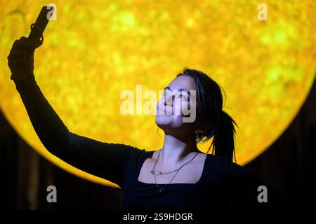 London, UK. March 25th, 2025. Aimee Lou Wood arriving at the Royal ...