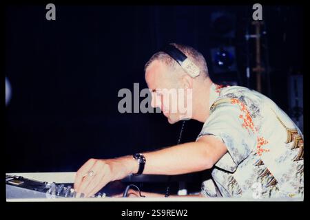 Raygun 特集DJ号 Fatboy Slim 1999 dj-set-fatboy-slim-homelands-