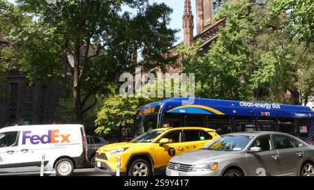 Fedex bus car vehicle transport Mailbox letterbox postbox postal