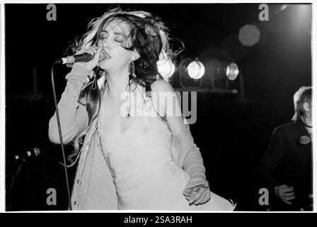queenadreena-reading-festival-