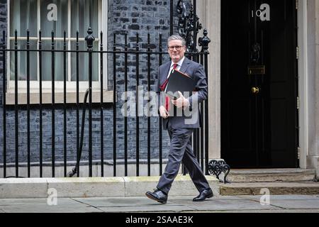 London, UK. 29th Jan, 2025. Prime Minister Sir Keir Starmer exits 10 Downing Street for Prime Minister's Questions (PMQs) in Parliament. Credit: Imageplotter/Alamy Live News Stock Photo