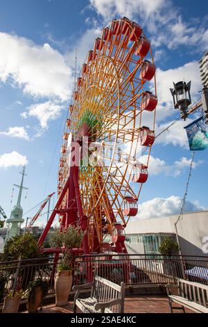 Mosaic Big Ferris Wheel, Kobe, Japan Stock Photo - Alamy