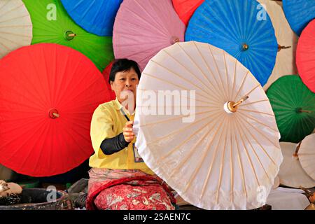 Handmade paper umbrella in bo sang handicrafts center San Kamphaeng district, Chiang Mai, Thailand Stock Photo