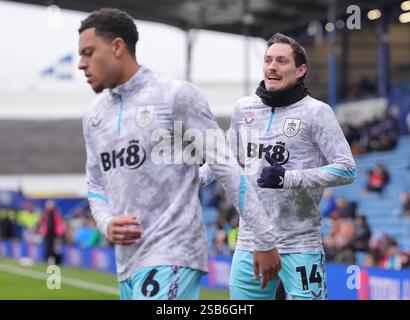 Burnley's CJ Egan-Riley (left) and Southampton's Mateus Fernandes ...