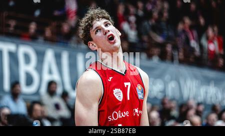 im-bild-hannes-steinbach-wuerzburg-baskets-7-jubel-21-05-2025-fit