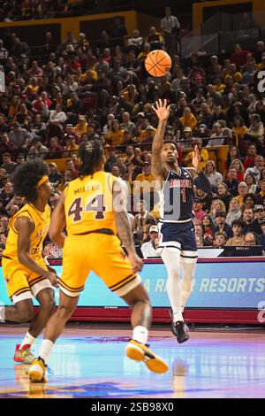 Arizona guard Caleb Love (1) against Texas Tech during a NCAA college