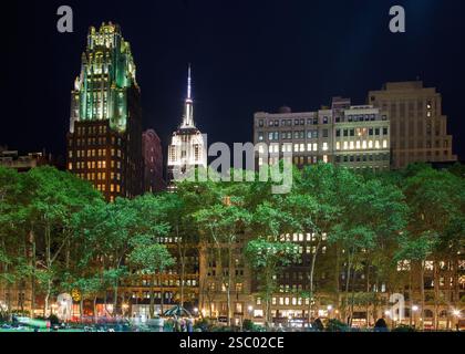 The Public Library and the American Radiator building in Midtown ...