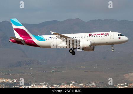 9H-EUT Eurowings Europe Malta Airbus A320-214 am Flughafen Düsseldorf ...