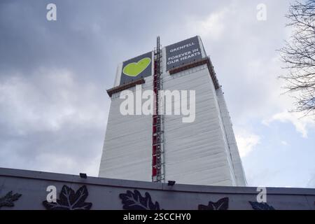 London, England, UK. 6th Feb, 2025. A view of Grenfell Tower as the government announces that the tower block is set to be demolished. 72 people died when a fire broke out in the block of flats in North Kensingon, West London in 2017. (Credit Image: © Vuk Valcic/ZUMA Press Wire) EDITORIAL USAGE ONLY! Not for Commercial USAGE! Stock Photo
