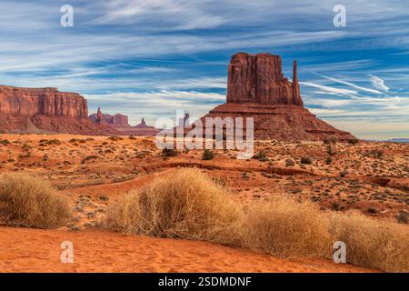 West Mitten Butte, Monument Valley Navajo Tribal Park, Utah-Arizona, USA Stock Photo