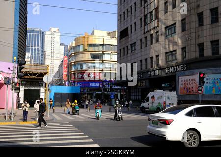 Street scene in Shanghai, China Stock Photo