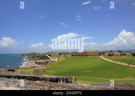 El Morro & La Perla in Puerto Rico Stock Photo - Alamy