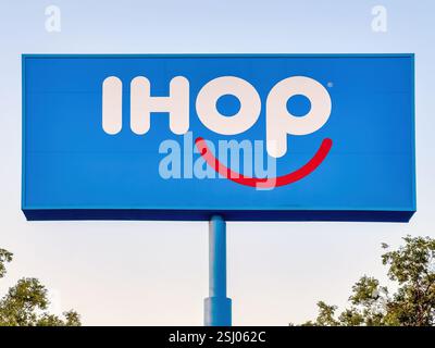 ihop-restaurant-in-austin-