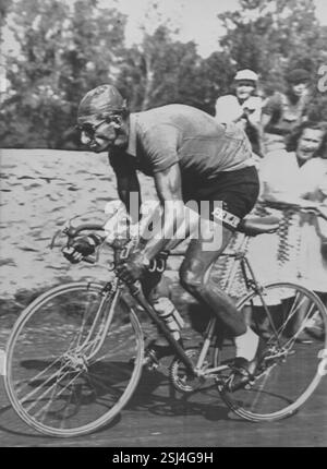 Carte Postale Originale Tour De France 1950 – Coureurs Suisses Ferdi Kübler – Rare