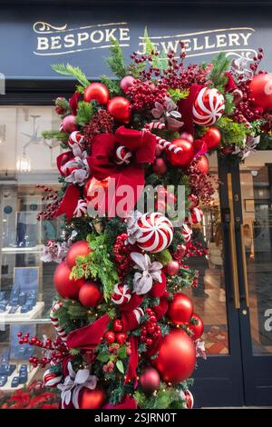 England, Kent, Canterbury, Colourful Jewellery Shop Christmas Decoration Display Stock Photo