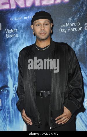 Craig lamar traylor hi-res stock photography and images - Alamy, حجم الصورة 299x470
