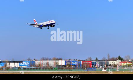 Warsaw ,Poland. 9 February 2025. Plane G-EUUL - Airbus A320-232 - British Airways just before landing at the Chopin airport. Stock Photo
