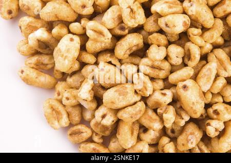 Popped wheat grains, lodz, poland Stock Photo - Alamy