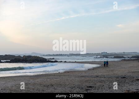 Peaceful evening at Porth Nobla near Rhosneigr on the coast of Anglesey, North Wales. Stock Photo