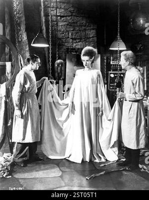 BRIDE OF FRANKENSTEIN [US 1935] ELSA LANCHESTER as the Bride, BORIS ...